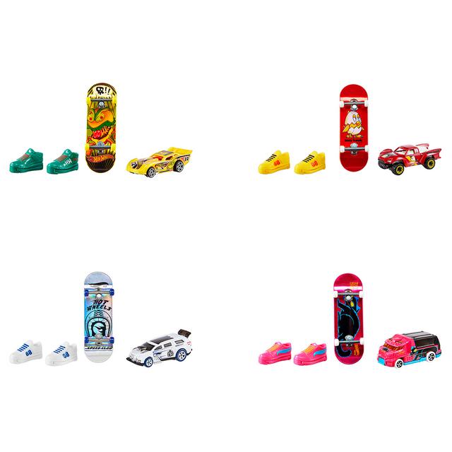 Hot Wheels - Skates Fingerboard With Die Cast Set 1pc - Style May Vary