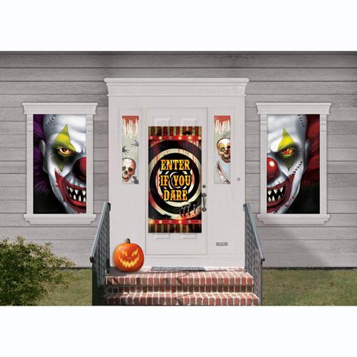 Creepy Carnival Scene Setter Decorating Kit (33 pcs)