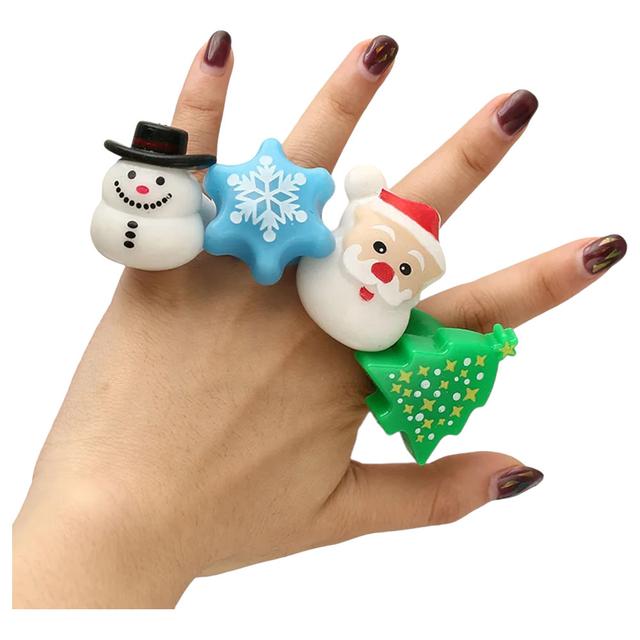 Highland - Glow In The Dark Christmas Rings - 10pcs - Style May Vary