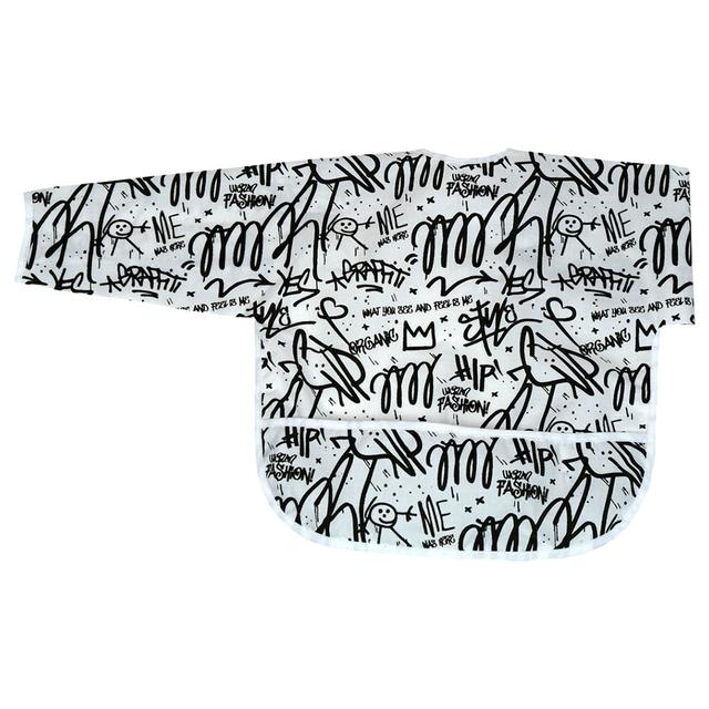 Me - Organic Graffiti Feeding Apron - Black